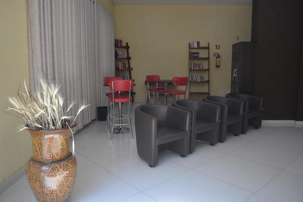 Hotel Calstar 2*