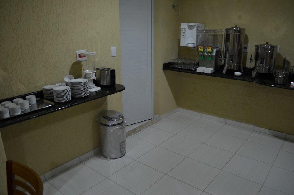 Hotel Calstar