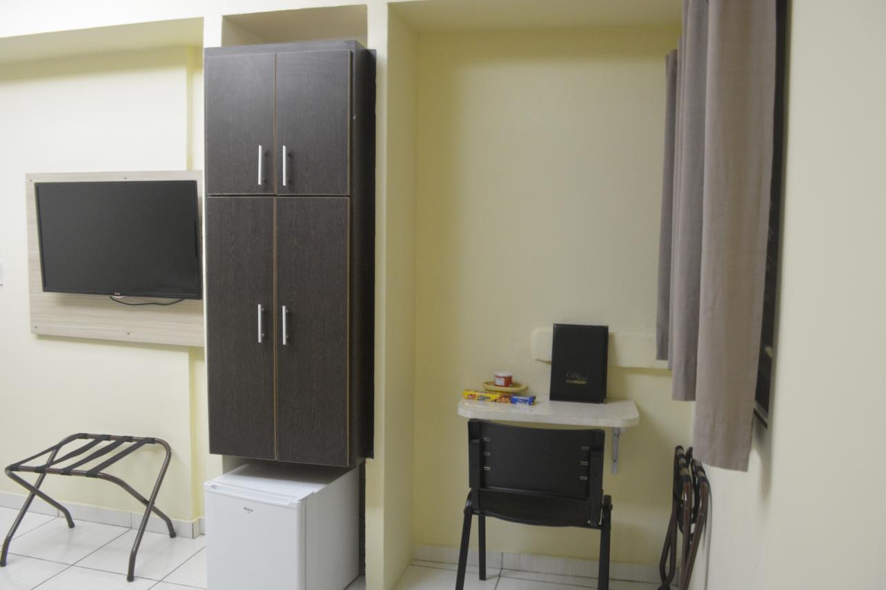 Hotel Calstar